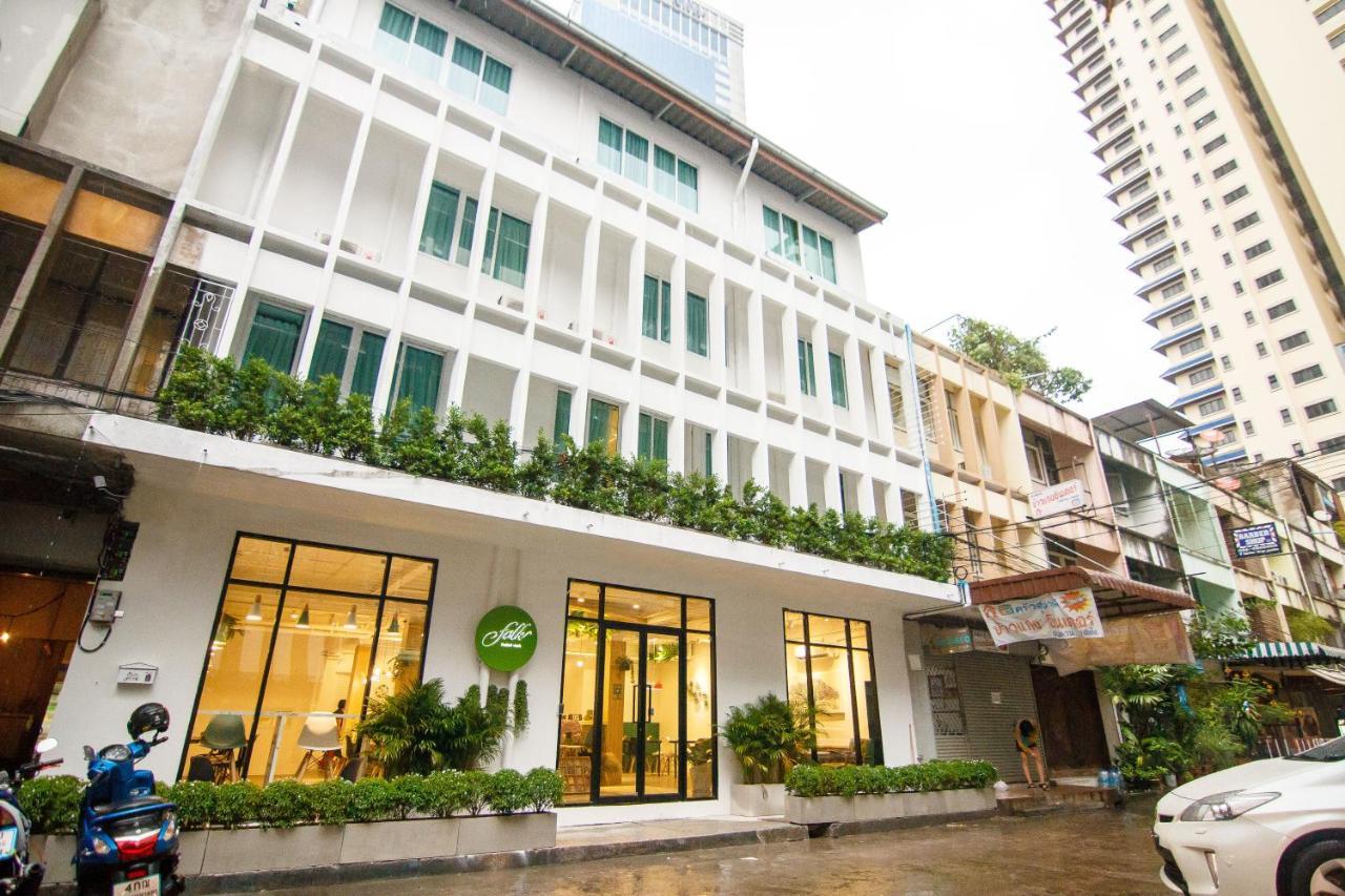 Хостел Folk Poshtel Asok Бангкок Экстерьер фото